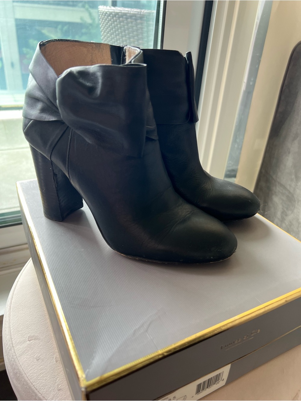 Louise et Cie Black Leather Folded-Cuff Ankle Boots